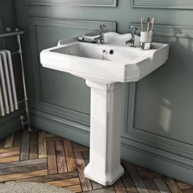 tap hole full pedestal basin